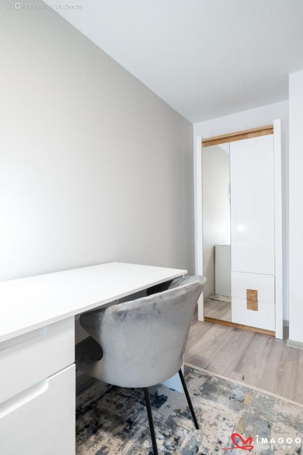 Long Street Suites Brasov Luaran gambar